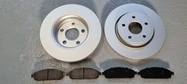 F1593CB4002 Bremsen Satz VA FERODO WH/XH